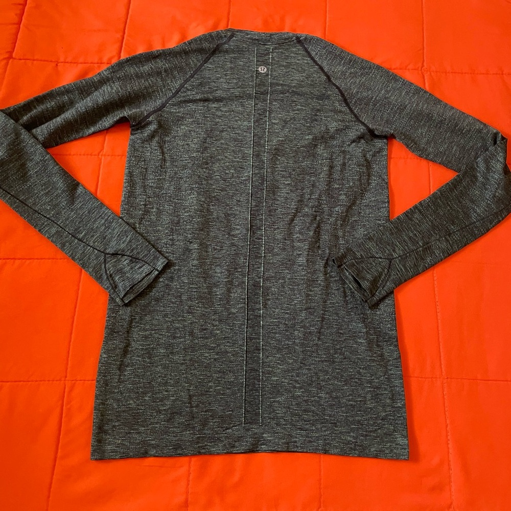 lululemon athletica Gray Long Sleeve Top